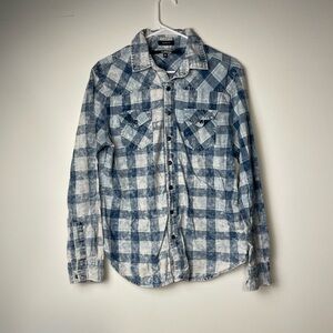 772. Carbon Men’s Long Sleeve Button Down Shirt